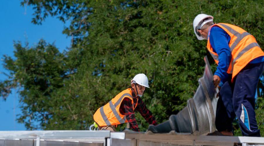 Expert flood damage restoration services in Middleport, PA